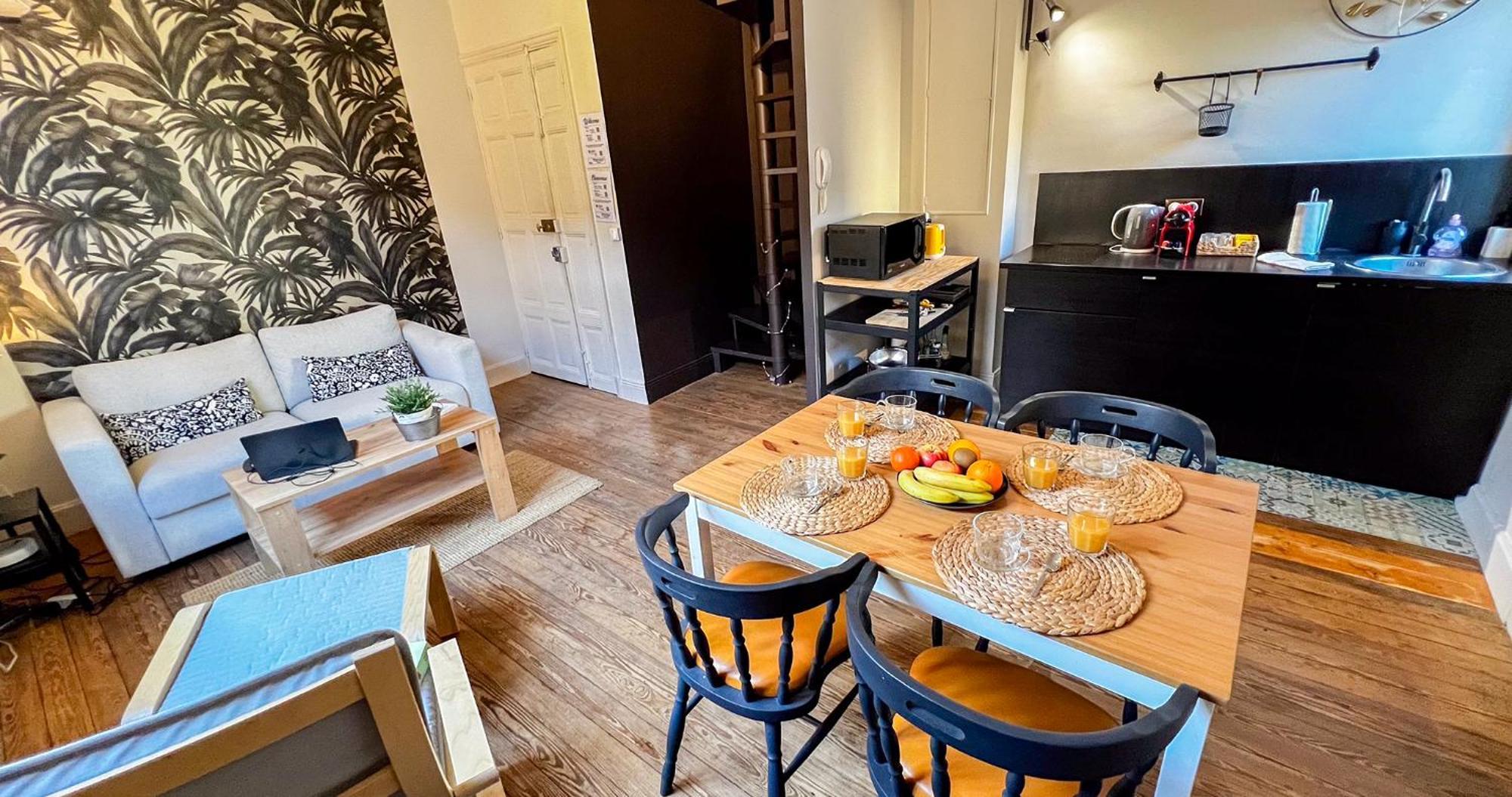 Ac - Private Exterior - Au Pied Du Palais Des Papes! Apartment Avignon Ngoại thất bức ảnh